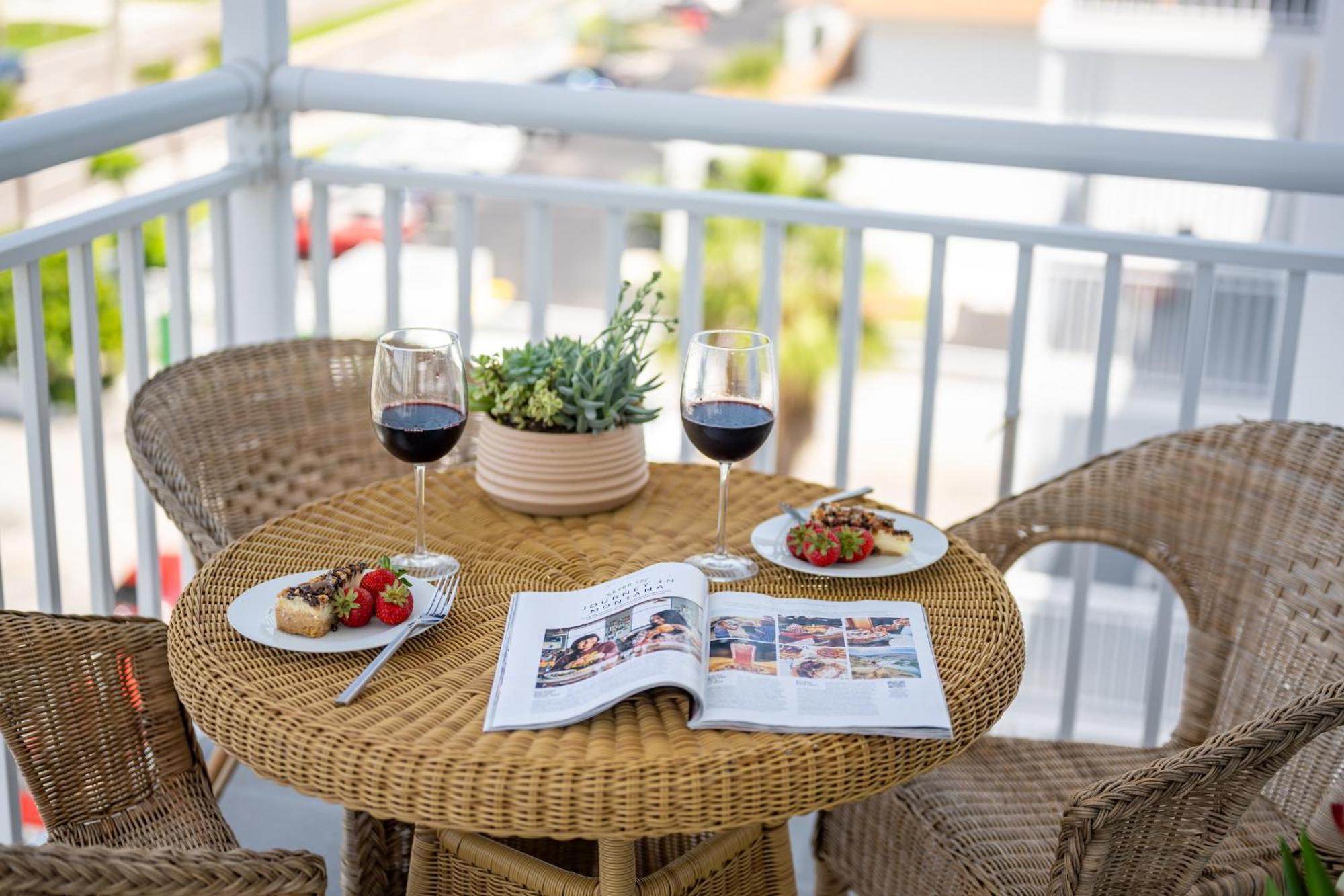 Oceanfront Beach House, Satellite Beach Room photo